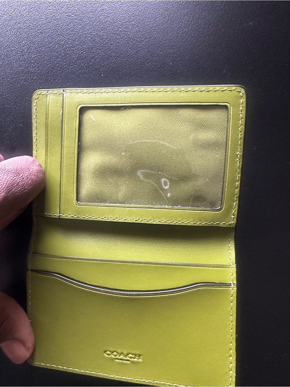 Authentic Coach metallic green card holder - Picture 4 of 9